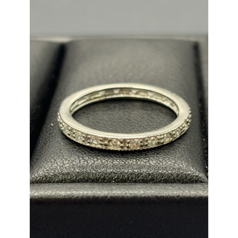 EUC Sterling Silver Cubic Zirconia Eternity Band Ring Size 7 E18